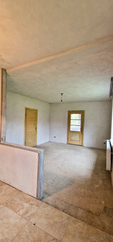 NA PREDAJ rodinný dom v obci Dubovica - 10