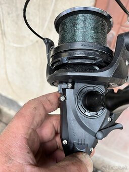 Pruty Daiwa Michel Robinson navijaky Giant Fishing Okuma - 10