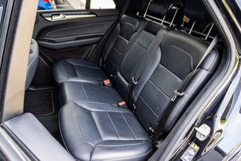 Mercedes-Benz GLE 350d / TOP STAV / HarmanKardon / AMG Style - 10