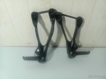 Rozpredám Kawasaki zx6r ninja na ND - 10