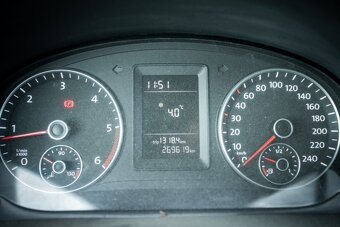 VOLKSWAGEN CADDY Maxi 1.6 TDI 75kW M5 2011 - 10