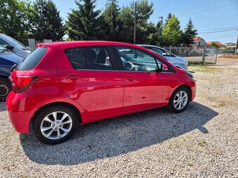Toyota yaris - 10
