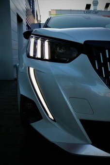 Peugeot 2008 1,5 BlueHDi GT - 10