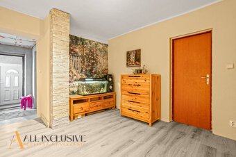 ALL INCLUSIVE | NA PREDAJ 4-IZBOVÝ RD NA 23-ÁR. POZEMKU, DOL - 10
