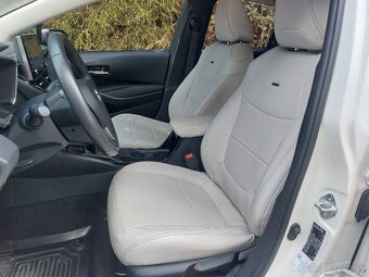 Toyota Corolla 1.6 benzín, 42 000 km, r. 2020 ako nová - 10