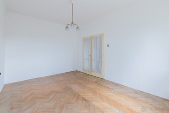 Znížená cena - 3 Ibový byt v lukratívnej lokalite - 10