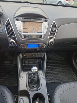 Hyundai ix35 2.0 CRDi 4x4 - 10