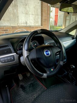 Fiat Punto 1.2 benzin SK auto NOVÁ STK/EK - 10