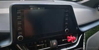 Toyota CHR 1,8 hybrid Style+NAVI, kupena SR,model 2020-2023 - 10