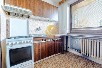 Na PREDAJ 6i RD s pekným výhľadom a pozemkom 863m2 - 10