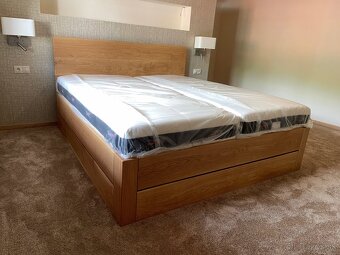 Dubová posteľ - úložný priestor, výklopné rošty - 10