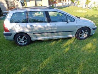 Predám Peugeot 307 combi, 2.0 HDi, 66 kW, r.v. 2003 - 10