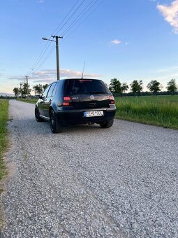 Golf 4 - 10