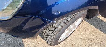 Ford fiesta - 10