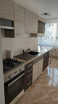 2 izbovy byt s balkonom 64m² - 10