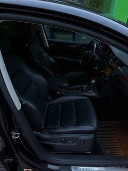 Superb II Elegance LIFTBACK - 10