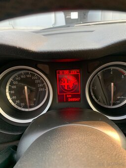 predám/vymenim – Alfa Romeo 159 1.9 JTD - 10