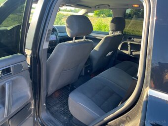 Volkswagen Touareg 2.5tdi 128KW - 10
