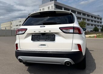 Ford Kuga 2.0 TDCI, Ecoblue, Bohata výbava - TITANIUM - 10