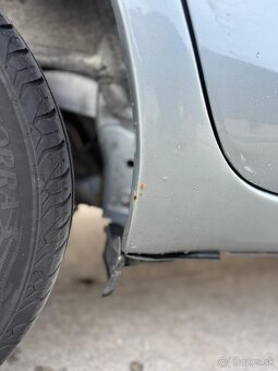 Toyota Yaris 1.0 VVTI, 51 kW – 2. majiteľ, len 163 583 km, n - 10