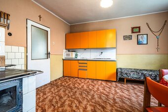 Rodinný dom SVIDNIČKA, 3x izba, 2 podlažia, pozemok 2.422 m2 - 10