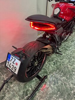 MV Agusta Dragster 800R 1. maj DPH 1980km - 10