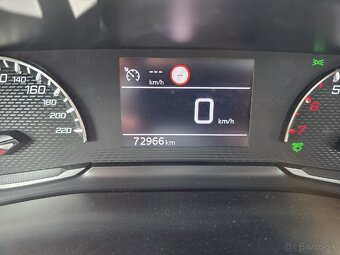 PEUGEOT 208 ALLURE 1.2 PureTech 100k - 10