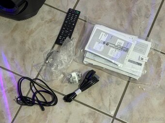 Sony Domáci audiosystém MHC-V73D - Super stav - 10