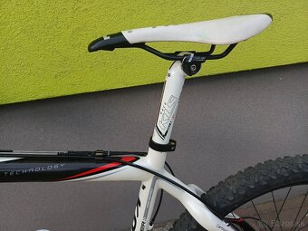 Kellys MOBSTER Carbon velkot (19.5") - 10