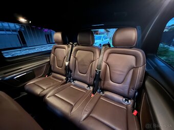 Mercedes v220 - 10