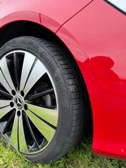 Mercedes CLA - 10