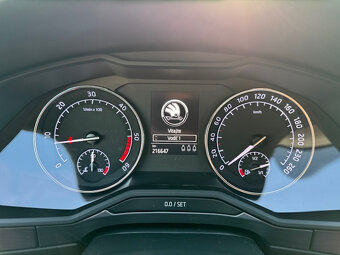 Predám ŠKODA Superb kombi 2.0 TDI - 10