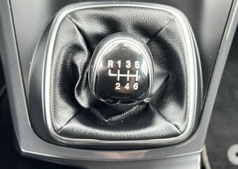 Ford Kuga 2.0TDCi 4x4 KŮŽE TEMPOMAT ALU nafta manuál 103 kw - 10