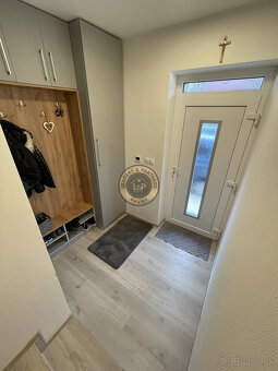 Predaj - 3 izbový byt v obci Vrakúň - 10