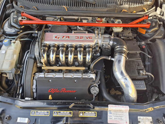 Alfa Romeo 156 GTA 3,2 V6 - 10