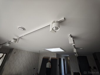 Kolajnicove svetla GLOBAL - 10