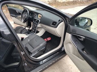 Volvo V40 Cross country - 10