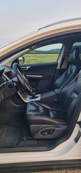 Volvo XC60 - 10