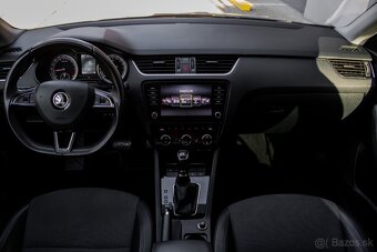 Škoda Octavia Combi 2.0 TDI Style DSG - 10
