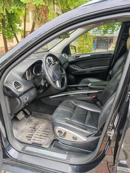 Predám Mercedes-Benz ML 350 CDI 4matic,r.v. 4/2011 - 10
