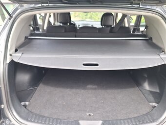 KIA SPORTAGE 2.0 CRDI 4x4 100 kw A/T automat - 10