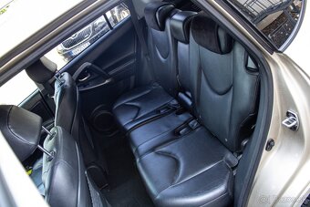Toyota RAV4 2.2 D-4D 180 X - Aj na splátky - 10