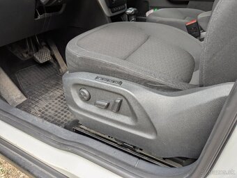 Škoda Yeti 2.0 TDI 103kw 4x4 Automat, xenóny, výbava, servis - 10