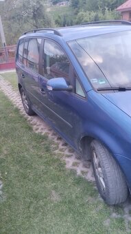 Touran - 10
