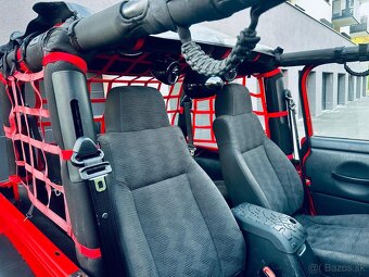 Jeep Wrangler TJ 2.4 benzín - 10