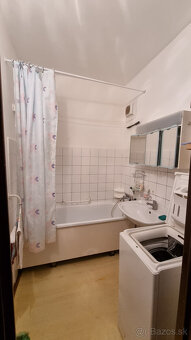 NA PRENÁJOM 1 ZBOVÝ BYT 41 m2 PIEŠŤANY - 10