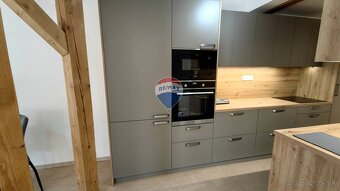 Prenájom 4-izbový luxusný byt, 135m2, pri Astórii, Košice - 10