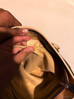 Louis Vuitton - 10