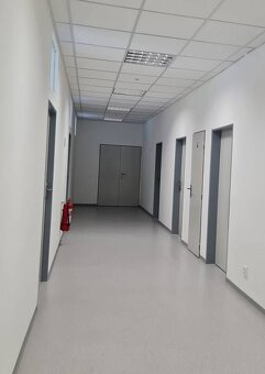 50m2, 2 kancelárie s vlastným zázemím a kuchynkou v Dev.N.Vs - 10