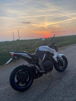 Honda CB1000R zlacnena - 10